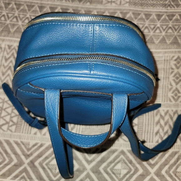 ❌SOLD❌NWT Michael Kors Studded Rhea Backpack - Picture 6 of 12